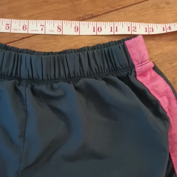 Nike performance Size small pink/grey? Blu shorts. Super lightweight for Summer. - Picture 9 of 10